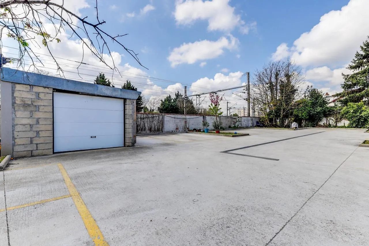Residence 4T - 33 Avenue Gaston Chauvin Aulnay-sous-Bois Apartment