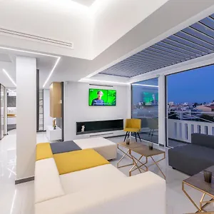 H Experience Spectacular Rooftop Loft , Heraklion (Crete) Greece